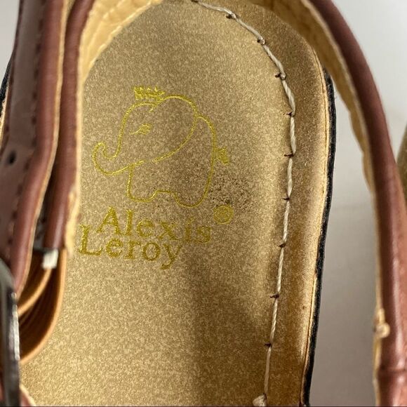 Alexis Leroy | Wedges  - Picture 6 of 7